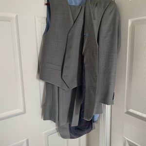 Tommy Hilfiger, 3 piece suit